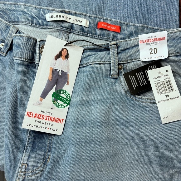 CELEBRITY PINK Plus Size High-Rise Straight-Leg Distressed Ankle Jeans NWT - Picture 7 of 9